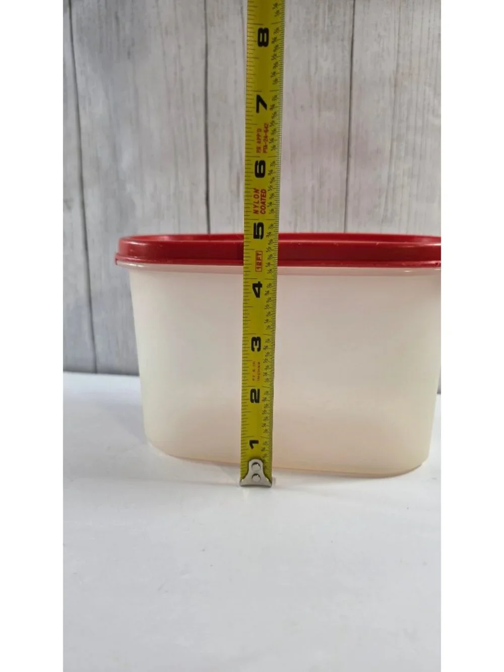 TUPPERWARE MODULAR MATES #2 4 3/4 CUP CAPACITY REDDISH COLOR 1616 SEAL CONTAINER